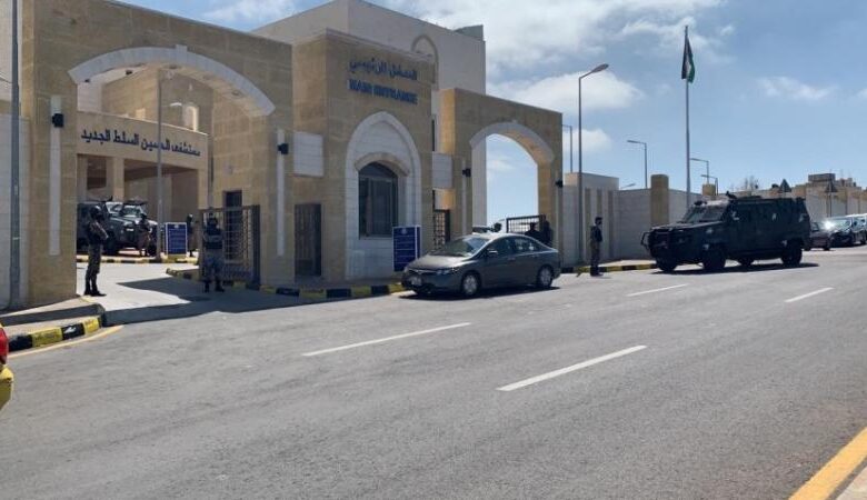 وزير الصحة الأردني يستقيل بعد وفاة عدد من مرضى كورونا جراء نقص الأكسجين