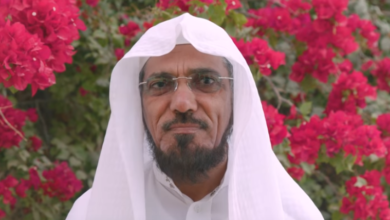 عبد الله العودة: حضر والدي جلسة محاكمة سرية وسريعة مقيدا بالسلاسل