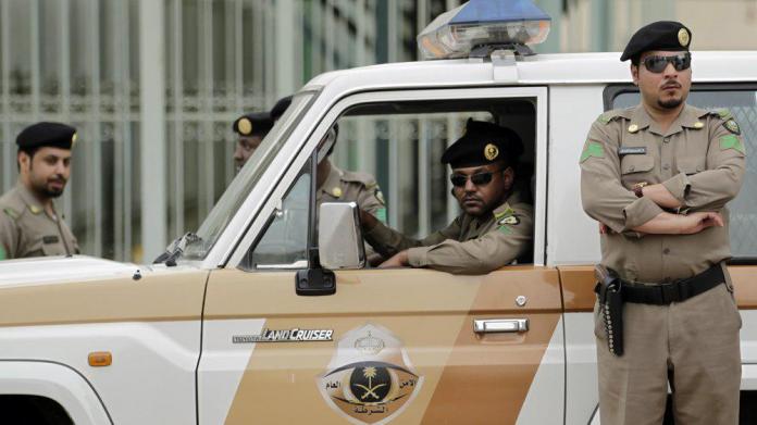 ضابط سعودي يقيم علاقة غير شرعية مع زوجة سجين.. و هيئة محاربة الفساد تتحرك