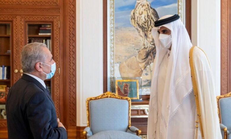 أمير قطر وأشتيه
