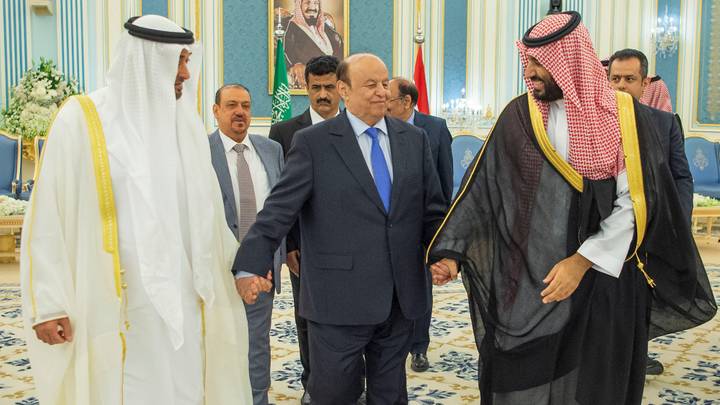 ينتقد معلقون موالون للحكومة السعودية علنا دور الإمارات في اليمن