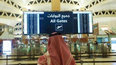 سعوديون يسارعون للعودة إلى بلادهم قبل حظر الطيران