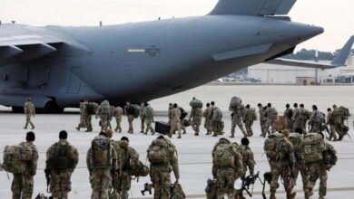 حقبة تنتهي وعدم اليقين يلوح في الأفق مع انسحاب القوات الامريكية من أفغانستان