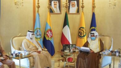 ولي العهد السعودي يدعو وزير الدفاع الكويتي لزيارة المملكة