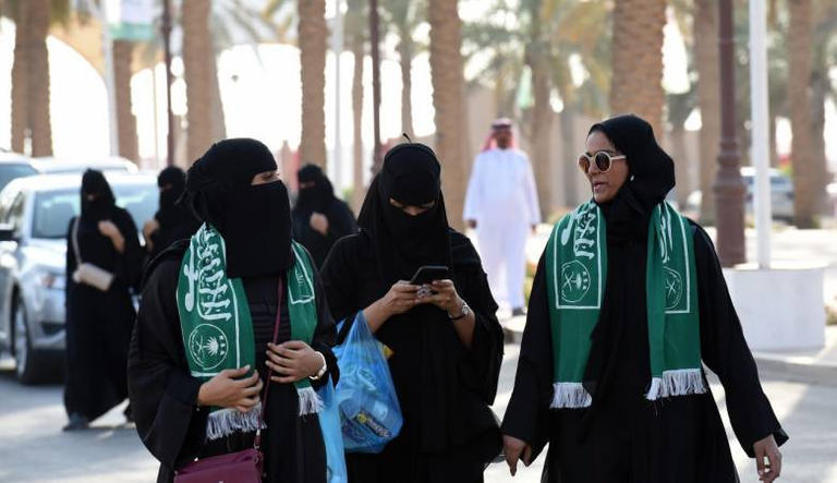 مبادرات حكومية لدعم تمكين المرأة في المملكة العربية السعودية