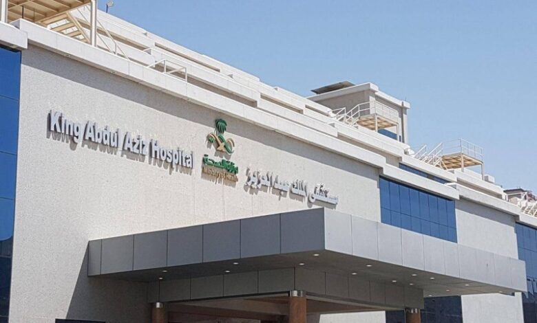 أهالي مرضى نفسيين في مبنى مستشفى الملك عبدالعزيز في مكة : فوجئنا بنقل أبنائنا