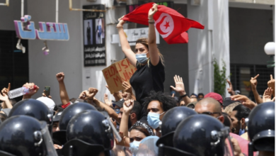 التوتر يتزايد في تونس مع استمرار الأزمة السياسية والاقتصادية