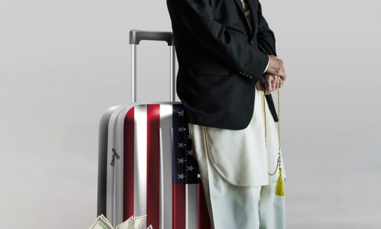 أشرف غني يستقر في أبوظبي بعد هروبه ومعه ملايين الدولارات