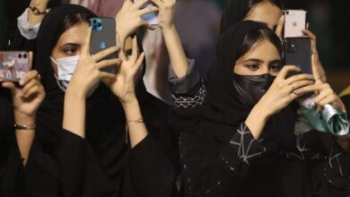 وزير الداخلية يتفاعل.. غضب سعودي من حالات تحرش في اليوم الوطني