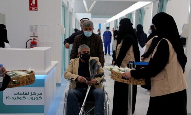 المملكة العربية السعودية تمنح جرعة ثالثة لمن هم فوق 60 عامًا بشرط..