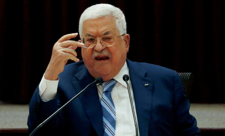 تقرير: نحو 80٪ من الفلسطينيين يريدون استقالة الرئيس محمود عباس