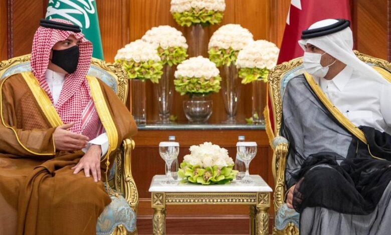 وزير الداخلية السعودي في الدوحة في زيارة هي الأولى منذ سنوات