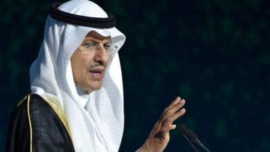 وزير الطاقة السعودي الأميرعبد العزيز بن سلمان أوبك تسعى لخفض الإنتاج الفائض