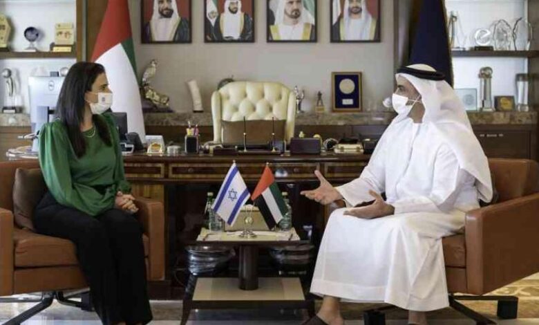 وزيرا داخلية الإمارات وإسرائيل... يبحثان التعاون الأمني