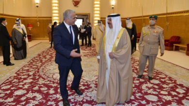 ملك البحرين يؤكد ضرورة ضمان الأمن البحري ضد الأعمال العدائية