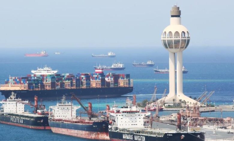 قطاع السعودية غير النفطي يرتفع لأعلى مستوى منذ نحو 4 سنوات