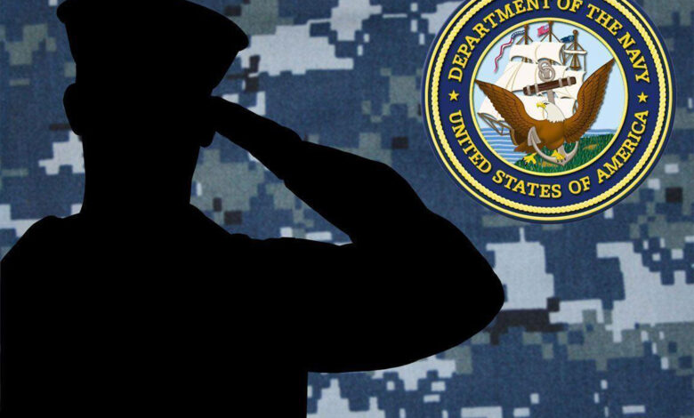 طرد قائد في البحرية الامريكية بسبب رفض لقاح كورونا