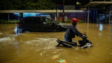 الفيضانات في ماليزيا تتسبب في نزوح أكثر من 22000 شخص