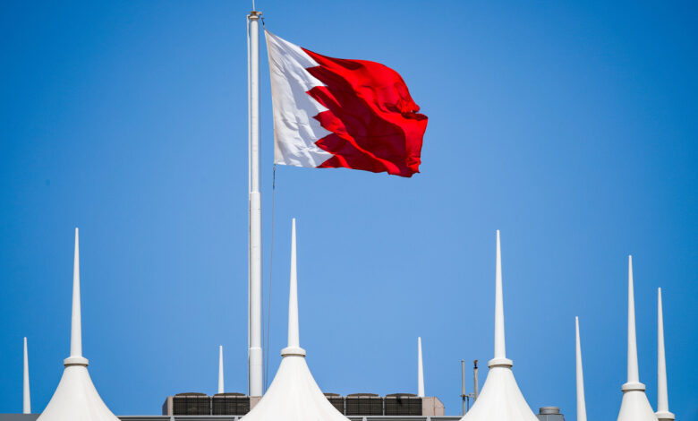 المنامة تستنكر استضافة بيروت مؤتمر معادي للبحرين و لبنان تنصاع و تطيع الاوامر