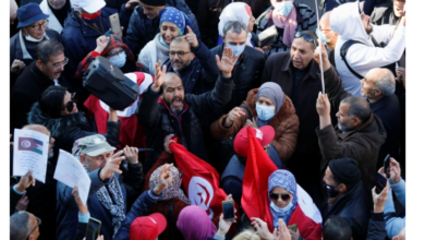 حمله مواطنون ضد الانقلاب تدعو للدفاع عن استقلالية القضاء في تونس