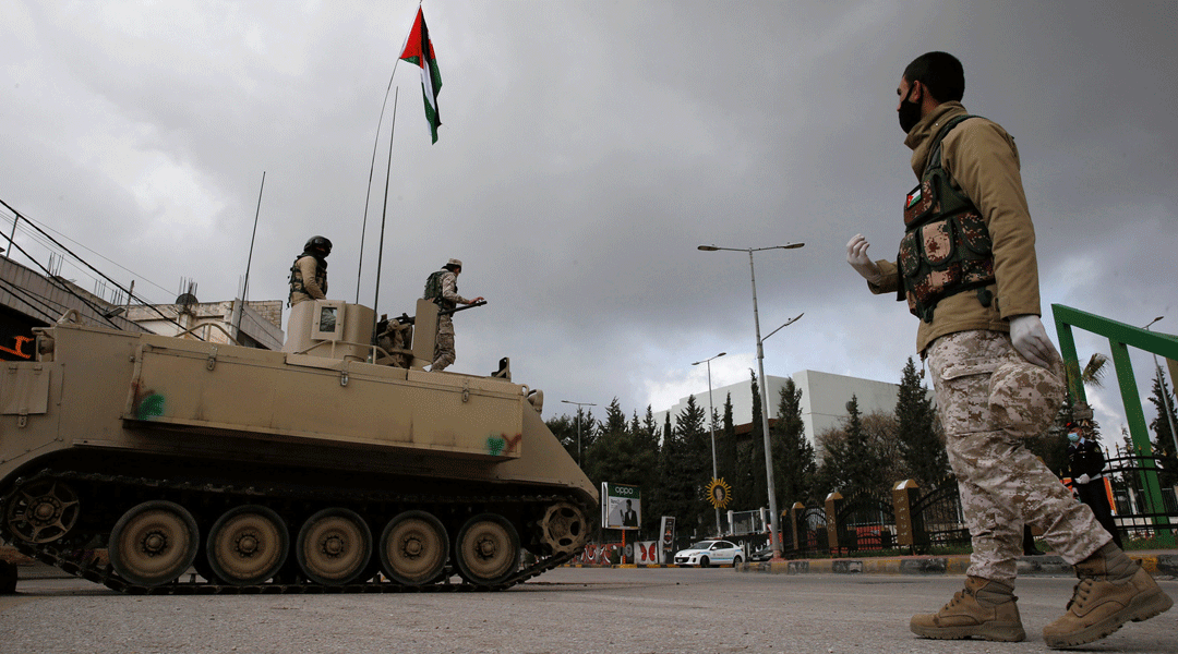 الجيش الأردني يعلن عن مقتل ضابط وإصابة 3 من أفراده على الحدود السورية