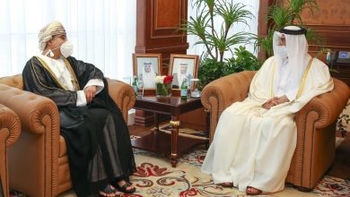 قطر و عمان تجتمعان لمناقشة التعاون المشترك في مجال العمل