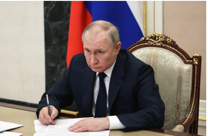 بوتين: روسيا سترد على الحرب الاقتصادية التي يشنها الغرب وتخرج أقوى