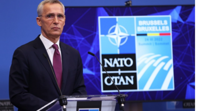 الناتو يحذرروسيا من استخدام السلاح النووي ويستعد لنشر 4 مجموعات قتالية جديدة