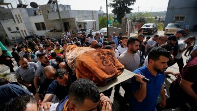 القوات الاسرائيلية تطلق النار على رأس رجل فلسطيني