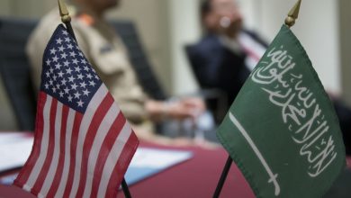 السعودية تدفع 300 مليون دولار يومياً لبارجتين امريكيتين للمشاركة في حصار اليمن