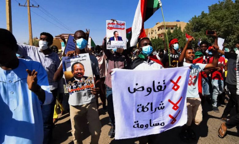 السودان.. لماذا قلب ائتلاف الحرية والتغيير الطاولة وجلس مع العسكر؟
