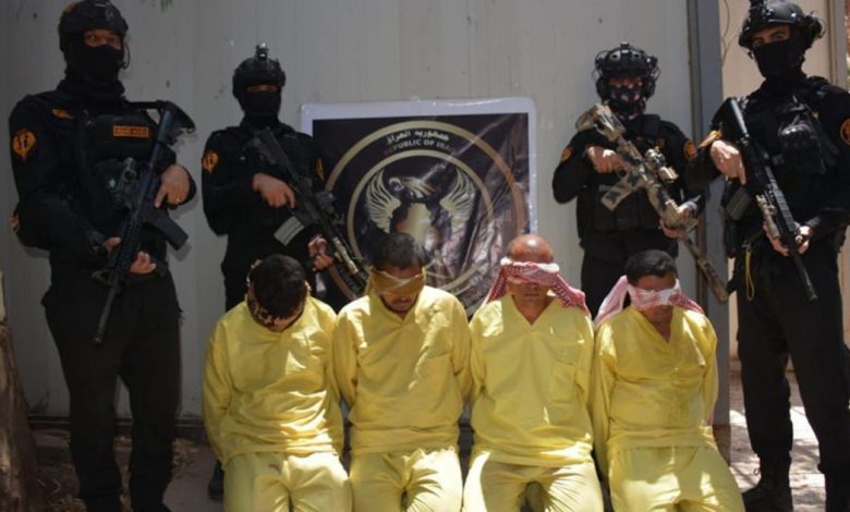 العراق يتسلم 50 عضوا بتنظيم الدولة كانت تحتجزهم قوات كردية في سوريا
