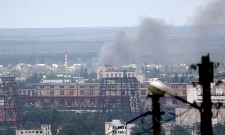 قتلى بقصف روسي لمركز تجاري بأوكرانيا ومجموعة السبع تتعهد بدعم كييف