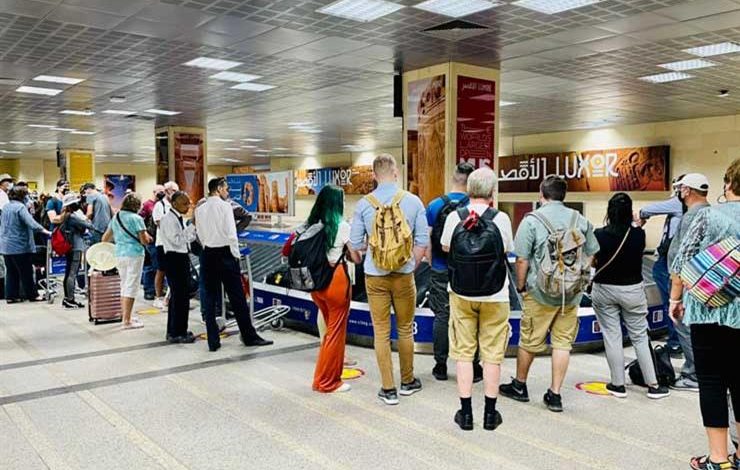 الجريدة الرسمية تنشر قرار إلغاء كافة قيود السفر إلى مصر للأجانب والمصريين