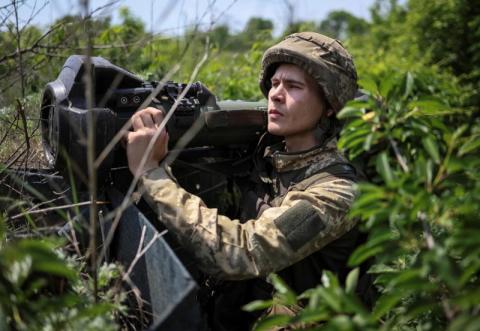 أوكرانيا: نحتاج مساعدة «منتظمة» وليس شحنات أسلحة «ظرفية»