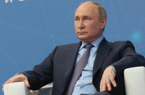 بوتين يشبّه سياسته بنهج قيصر روسيا بطرس الأكبر