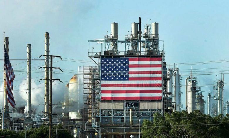 إدارة معلومات الطاقة: تراجع مخزونات النفط والوقود الأميركية مع تزايد الطلب