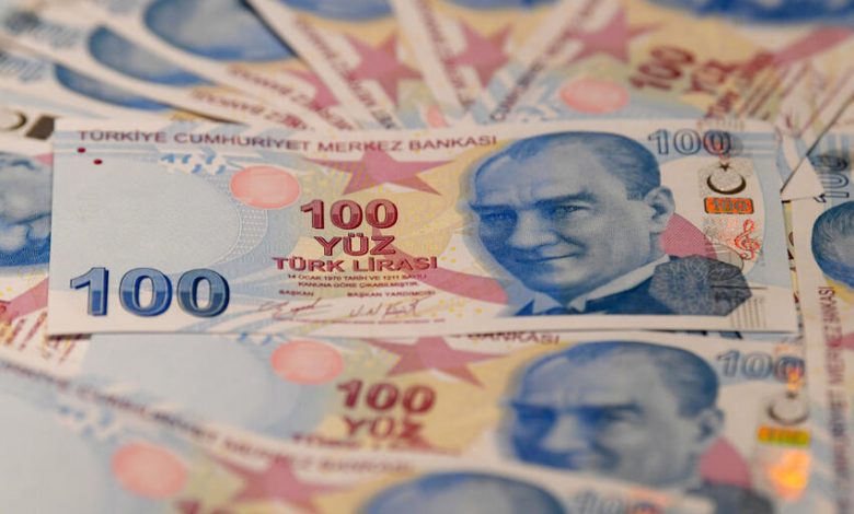 الليرة التركية تواصل التراجع بعد تعهد أردوغان بمزيد من خفض أسعار الفائدة