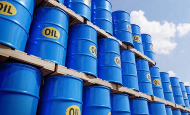 ارتفاع أسعار النفط قبل نشر بيانات المخزونات الأميركية
