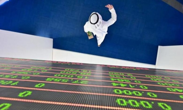 سوق دبي يعاكس الاتجاه الهابط للمؤشرات الخليجية.. وبورصة مصر ترتد بقوة للمنطقة الخضراء