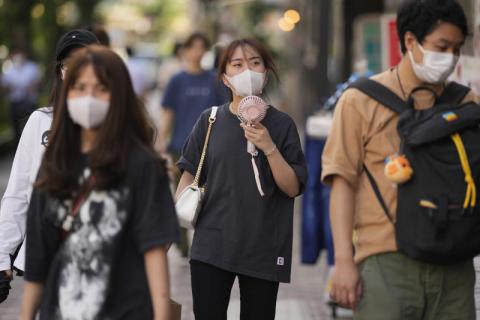 اليابان تخشى أزمة كهرباء وسط درجات حرارة قياسية