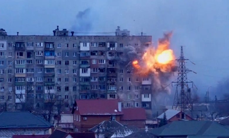 جيش روسيا يواصل التقدم شرق أوكرانيا وأنباء عن قرب استئناف المفاوضات وجونسون يحذر من "سلام هزيل"