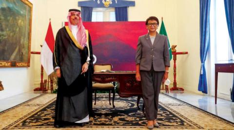 وزيرا خارجية السعودية وإندونيسيا يبحثان تعزيز الشراكة بين البلدين