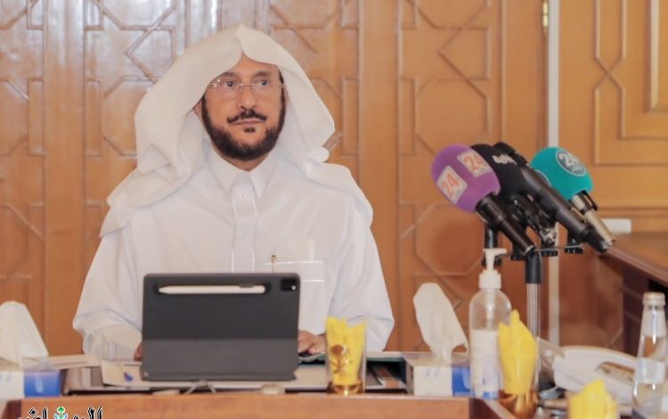 وزير الشؤون الإسلامية يدشن منصة "تراسل" الإلكترونية والخطة الدعوية