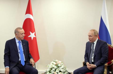 بوتين وإردوغان يبحثان الأسبوع المقبل التعاون العسكري وإمدادات الحبوب الأوكرانية