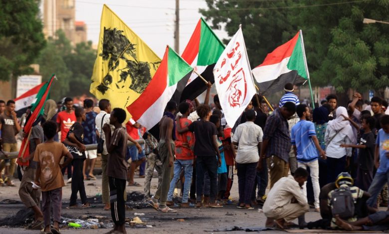البرهان رحّب بها.. "نداء أهل السودان" مبادرة جديدة لإنهاء الأزمة السياسية
