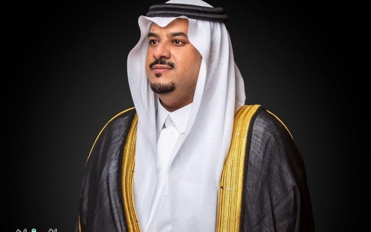 أمير الرياض بالنيابة يقدّم العزاء لأسرة آل إبراهيم