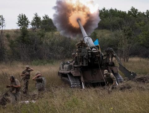 بريطانيا: روسيا تكثف هجماتها في دونباس لإحباط هجوم أوكراني محتمل