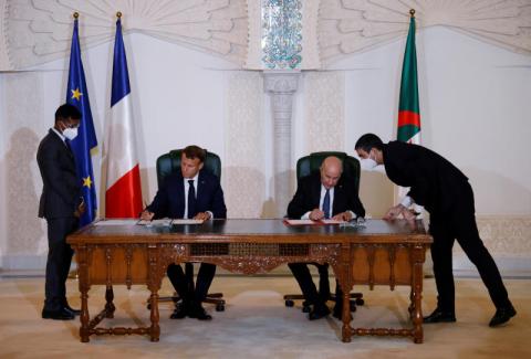 ماكرون وتبون يوقعان إعلاناً من أجل «شراكة متجددة» بين فرنسا والجزائر