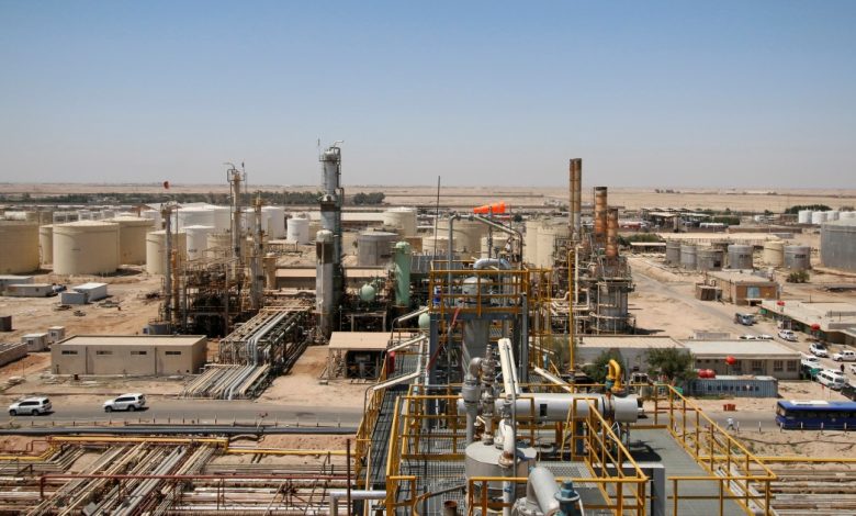 تخفيض أسعار النفط الروسي والإيراني.. كيف ينعكس على اقتصاد العراق؟